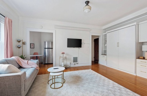 Alphabet Historic District Condo | Spacious Studio Steps to 23rd & Trader Joe's + Parking Included