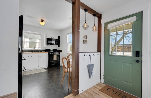 Franklin to the Fort House | Spacious & Updated 4-bedroom home w/BBQ, fire pit & AC in the Heart of Missoula!