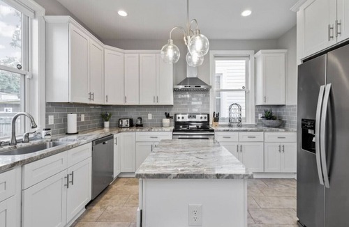 Mosby House | Spacious, Vibrant Home `n Central Richmond, VA!