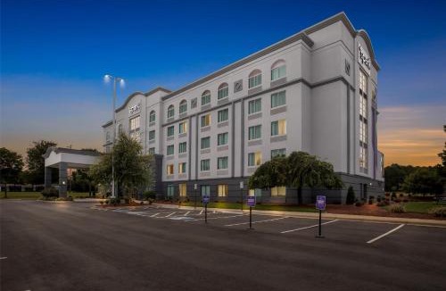 Rock Hill Hotel | Spark by Hilton Rock Hill