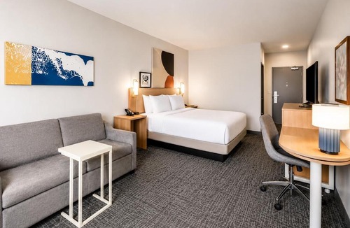 Stafford Hotel | Spark by Hilton Stafford Sugar Land