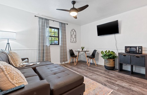 Spearfish Cottage | Spearfish Cottages