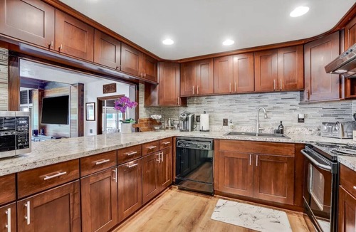 Lihue Condo | Spectacular Oceanfront Getaway at Kalapaki Beach