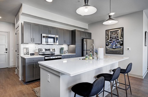 Speedway Condo | Speedways Ultimate Pit Stop!