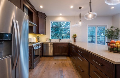 Twin Creeks House | Spend the Holidays with us in Sun Valley! Newly Furnished 4 Bedroom Home with Hot Tub