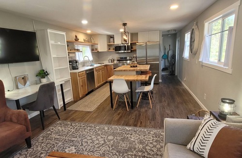 Thorpe Westwood House | Spokane Chalet quiet, secluded yet close to everything