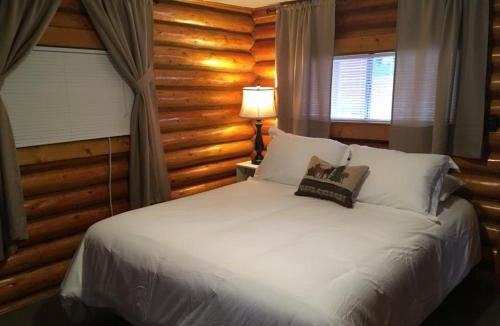Ennis Hotel | Sportsman's Lodge