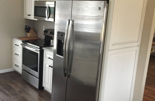 Orangeburg House | Spotless Renovated Home—Water View, Quiet Area, Near SCSU, CU, Dining, Shopping.