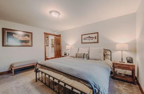 Bigfork House | Spotted Bear Cabin - For 6