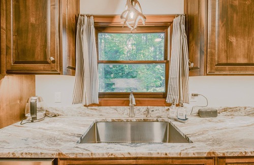 Bigfork Cabin | Spotted Bear Cabin - For 6