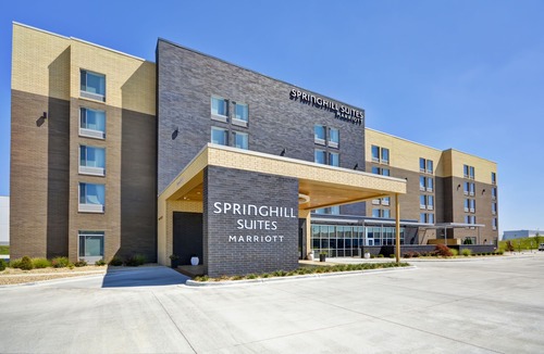 Blue Ash Hotel | SpringHill Suites by Marriott Cincinnati Blue Ash