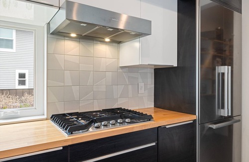 Valley West House | Stafford House- Modern home conveniently located in the westside of Bozeman!