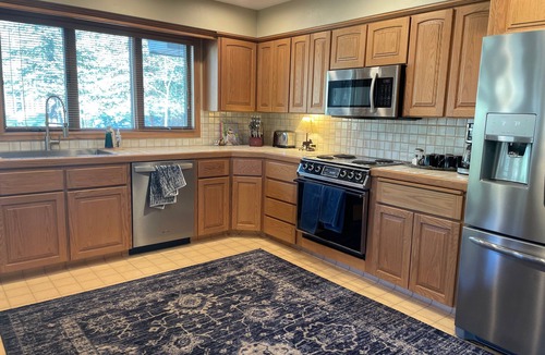 Star Valley Ranch House | Star Valley Golf Course Luxury! ! Close to Jackson, Yellowstone and GTP!