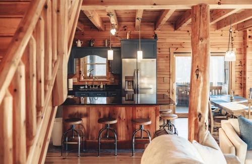 South Bloomingville Cabin | Stargazers Cabin w/Observatory - Amazing Views!