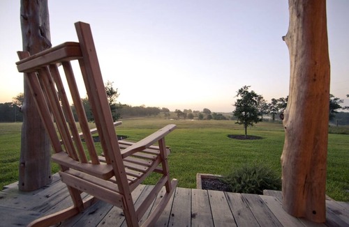 New Ulm Cabin | StarHill Farms Hinze Cabin