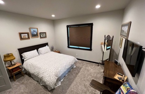 Belgrade House | Stay and play in the Heart of Gallatin Valley-easy access to Bozeman & Airport.