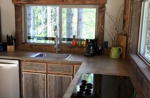 Coram Apartment | Stay at Our Lookout Tower: Studio Apartment, Waterfront Pond, near Glacier NP