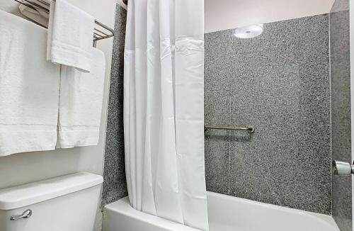 Davenport Hotel | Stayable Davenport