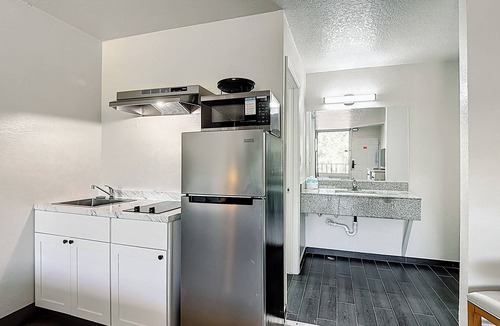 Davenport Hotel | Stayable Davenport