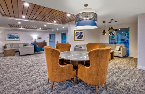 South Hills Hotel | Staybridge Suites Pittsburgh Airport by IHG