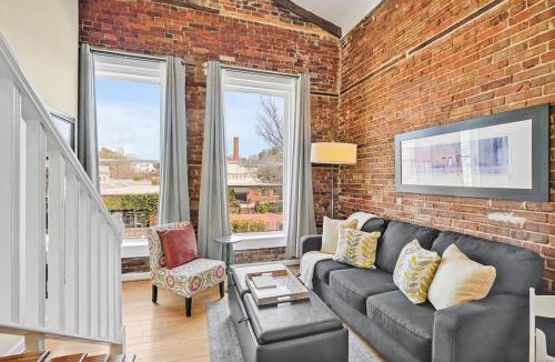 Wilmington Historic District Hotel | Stemmermans Hotel Entire Boutique Hotel Downtown!