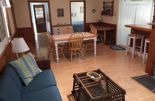North Eastham Cottage | Steps to Cooks Brook Beach! A/C, Heat, Wifi, Outdoor Shower, Gas Grill