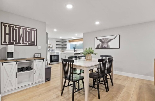 Billings Apartment | Steps to Hospital and MSU-B| Renovated Hospital Retreat