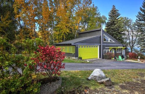Sandpoint House | Steps to Lakefront Home Near Schweitzer Mtn!