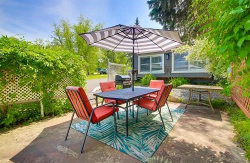 Sandpoint House | Steps to Lakefront Home Near Schweitzer Mtn!
