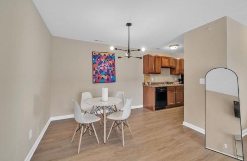 New Albany Apartment | Stonecrest 822, 2bd Apt I Free Parking I Pool