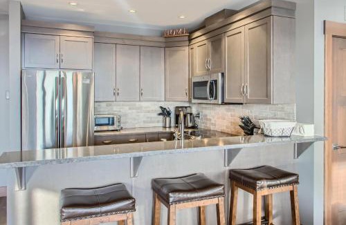 Big White Ski Resort Apartment | Stonegate Resort Unit B302