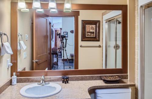 Big White Ski Resort Apartment | Stonegate Resort Unit C103