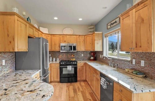 Blanchard House | Stoneridge Retreat: Golf Course Views & Mountain Escape