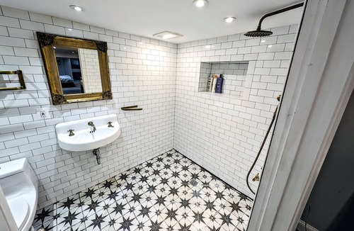 H Street Corridor House | Streetcars Union Station 4BR Capitol Hill Home