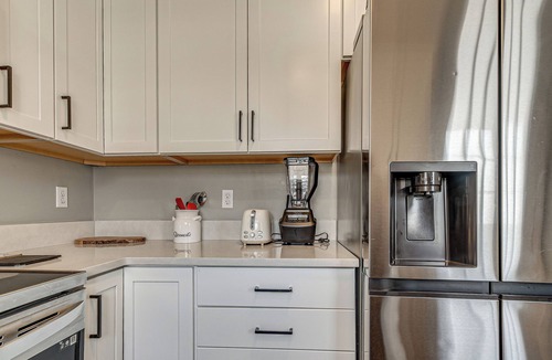 Holly Springs House | Stroll to Town: Quiet Holly Springs Home w/Yard!