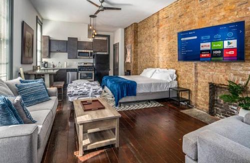 Over-the-Rhine Apartment | Studio Loft Apt in Heart of Over the Rhine!