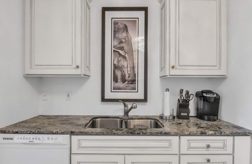 Imperial Golf Estates Condo | Stunning 2 Bed 2Bath+Den Minutes Away From The Beach and Gomez Tennis Academy