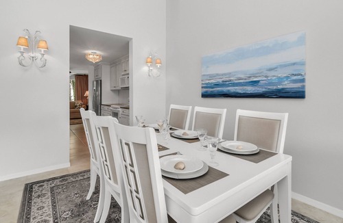 Imperial Golf Estates Condo | Stunning 2 Bed 2Bath+Den Minutes Away From The Beach and Gomez Tennis Academy