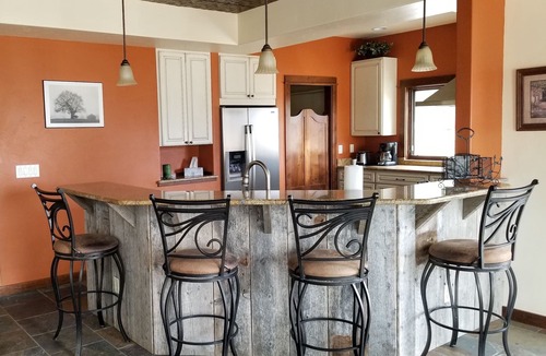 Belgrade House | Stunning 3200 sq ft home on 16 acre horse property, mountain views