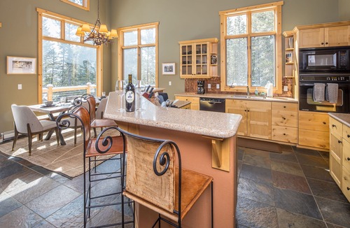 Antler Ridge House | Stunning Antler Ridge Home! Private Hot Tub, Sauna, 5 Min. to Resort!