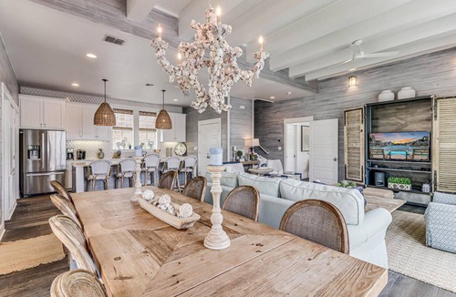 Cinnamon Shore House | Stunning Cinnamon Shore Home w/Lake View & Access to Resort-Like Amenities