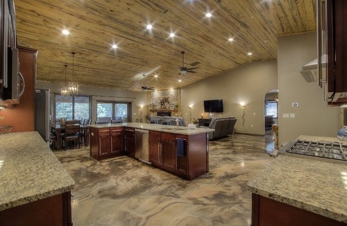 Hermosa House | Stunning home on 7 acres with 5400sf of indoor/outdoor living space