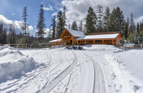 Olney House | Stunning Montana Retreat Hot Tub, On-Site Hiking!