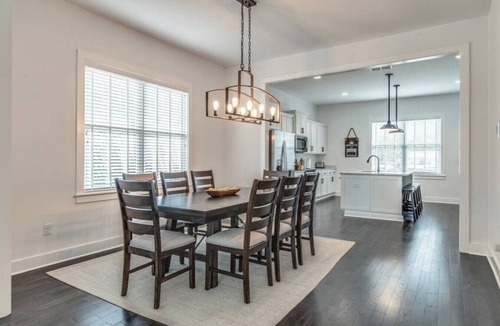 Talbot's Corner House | Stunning New E Nashville Townhouse mins from B'way