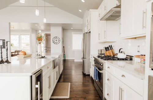 Marsing House | Stunning Riverfront home- River access with Hot Tub & Game Room!
