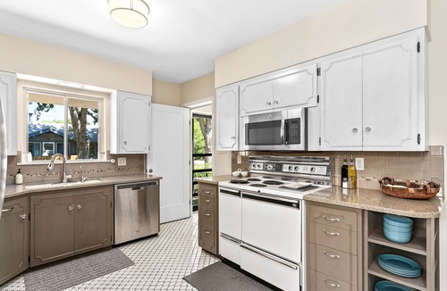 North End Villa | Stunning & Spacious | 938 Downtown Villa