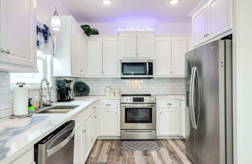 Freeport House | Stunning Surfside Beachfront Home for Families