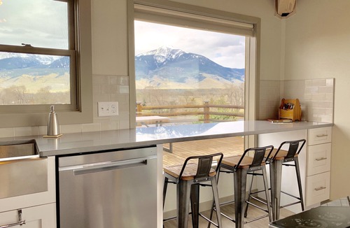 Livingston House | Stunning views right on the Majestic Yellowstone River!