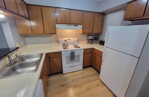 Harbison Apartment | Stylish 1 Bedroom Condo