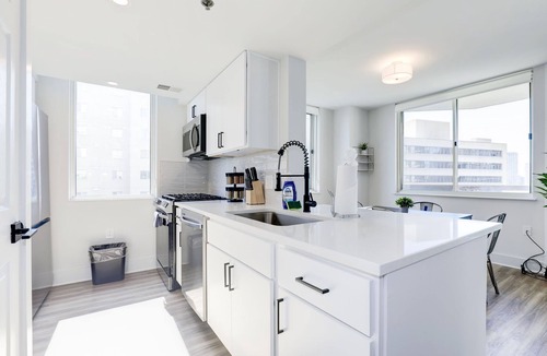 Crystal City Apartment | Stylish 2BR Haven - Minutes from DC & Airport